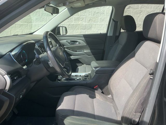 Used 2018 Chevrolet Traverse LT w/ LPO, Floor Liner Package AWD/4WD image 15