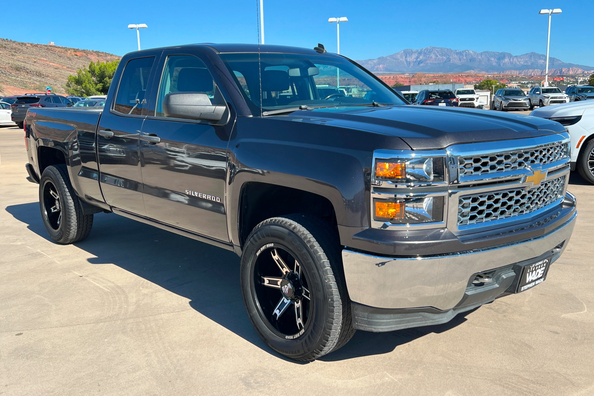 Used 2014 Chevrolet Silverado 1500 LT AWD/4WD image 7