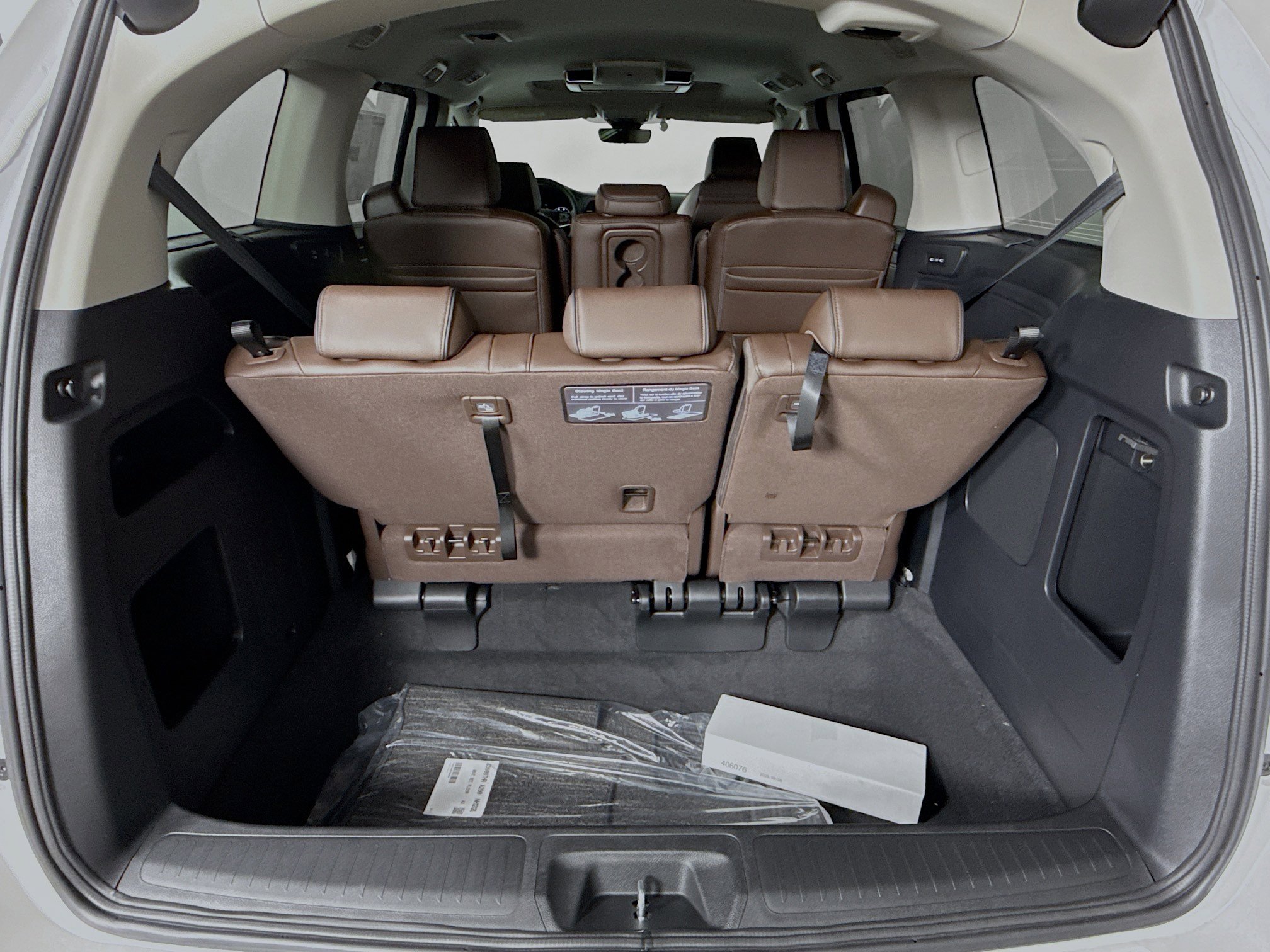 New 2026 Honda Odyssey Touring image 36