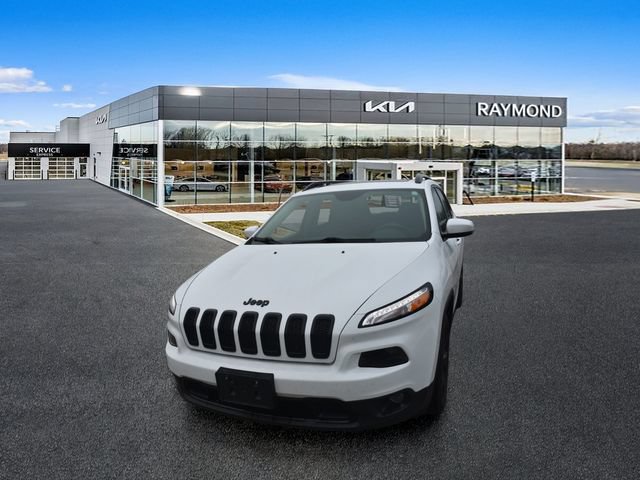 Used 2018 Jeep Cherokee Limited w/ High Altitude Package FWD image 7
