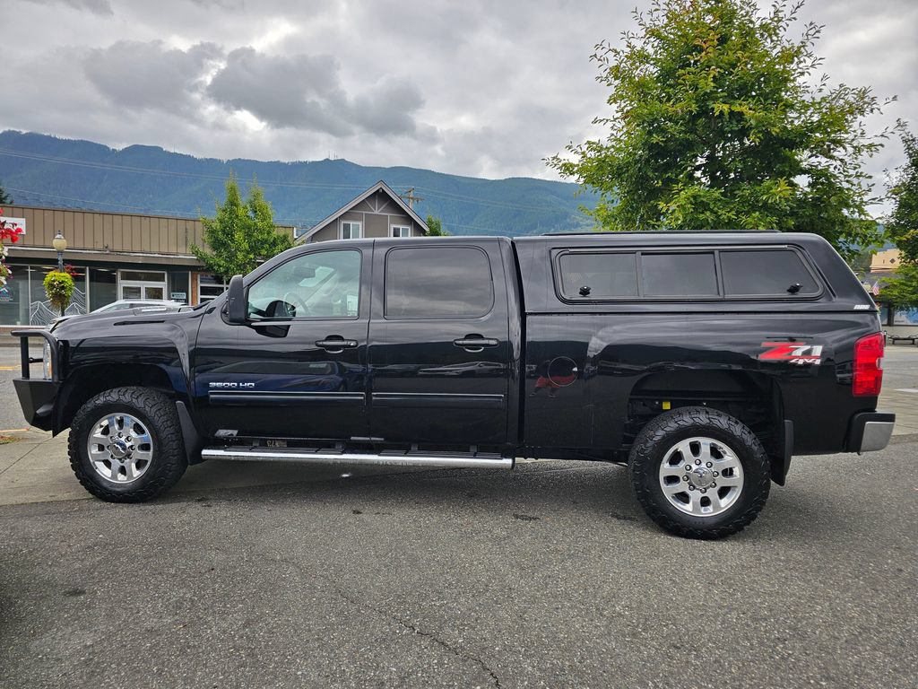 Used 2012 Chevrolet Silverado 3500 LTZ w/ LTZ Plus Package AWD/4WD image 8