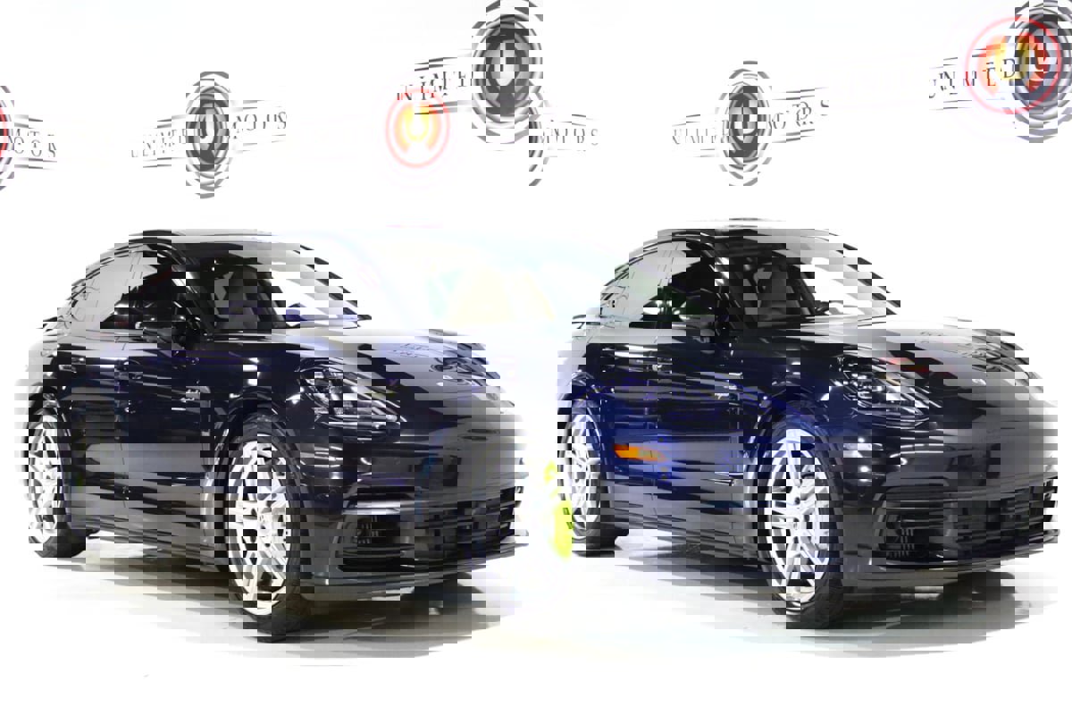 Used 2018 Porsche Panamera 4 image 98