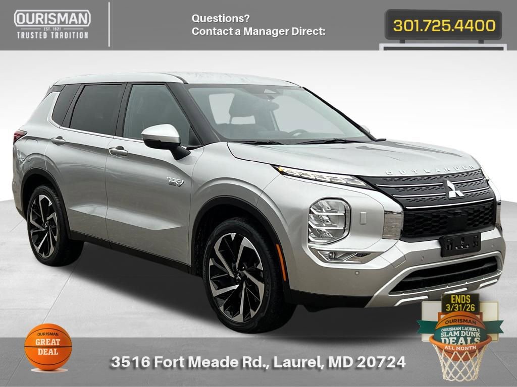 Used 2023 Mitsubishi Outlander SE