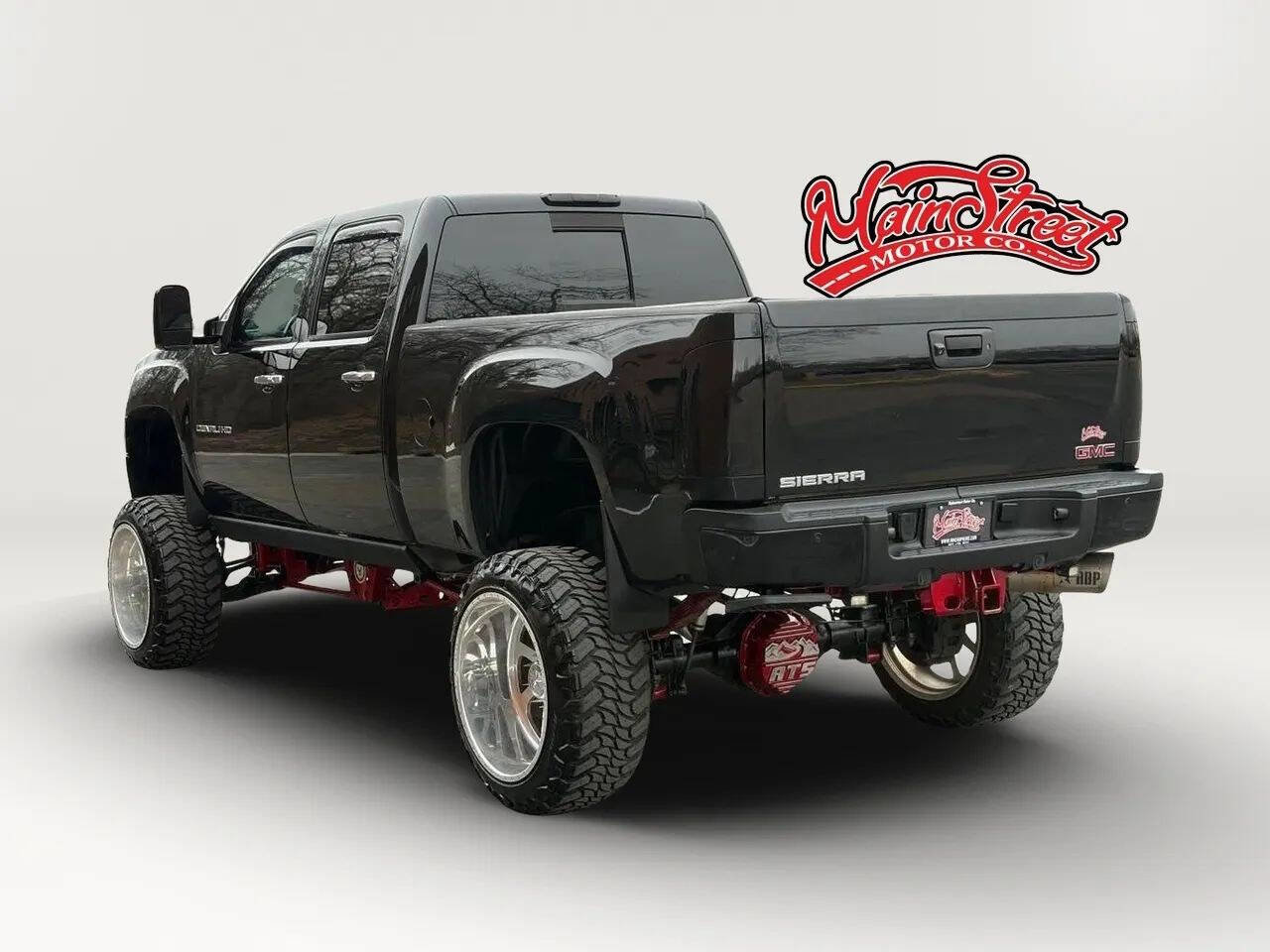Used 2011 GMC Sierra 2500 Denali w/ Suspension Package, Off-Road AWD/4WD image 5