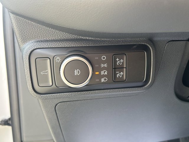 New 2025 Ford Explorer Active image 22