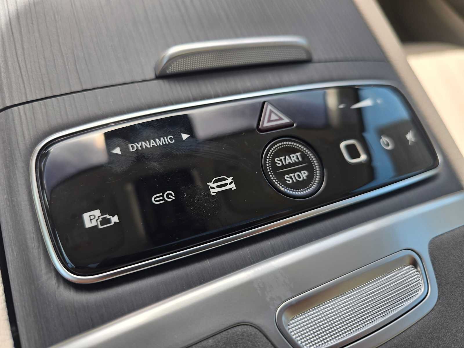 New 2026 Mercedes-Benz EQS 400 4MATIC SUV image 30