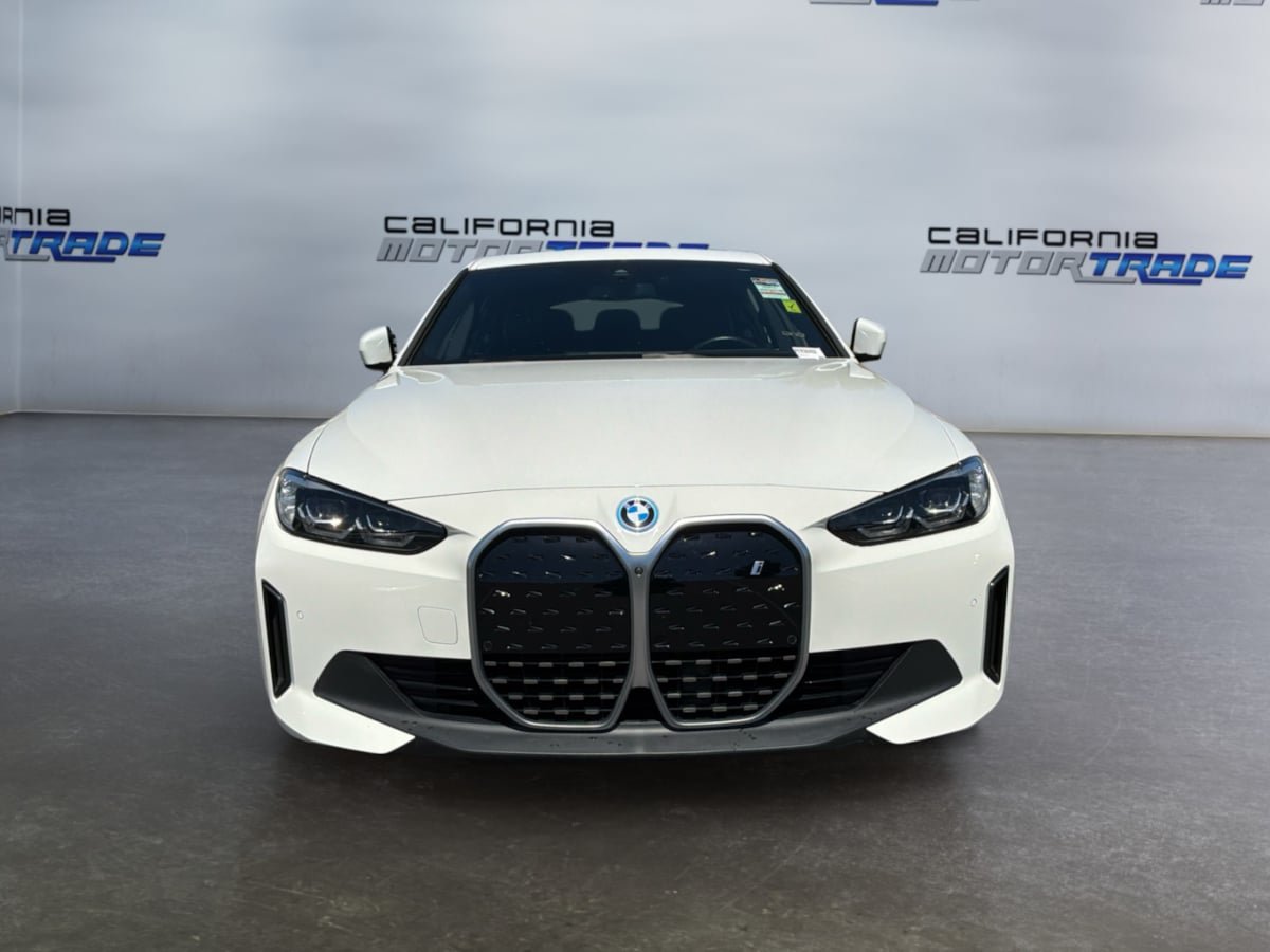 Used 2023 BMW i4 eDrive40 w/ Premium Package RWD image 2