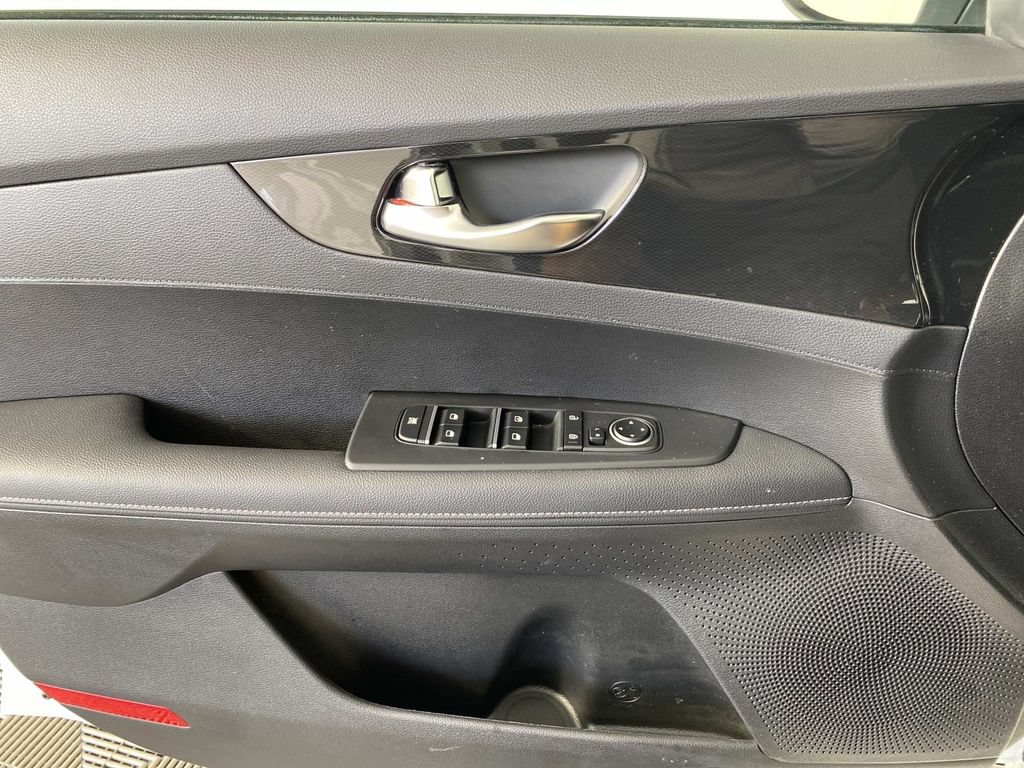 Used 2024 Kia Forte GT-Line FWD image 22