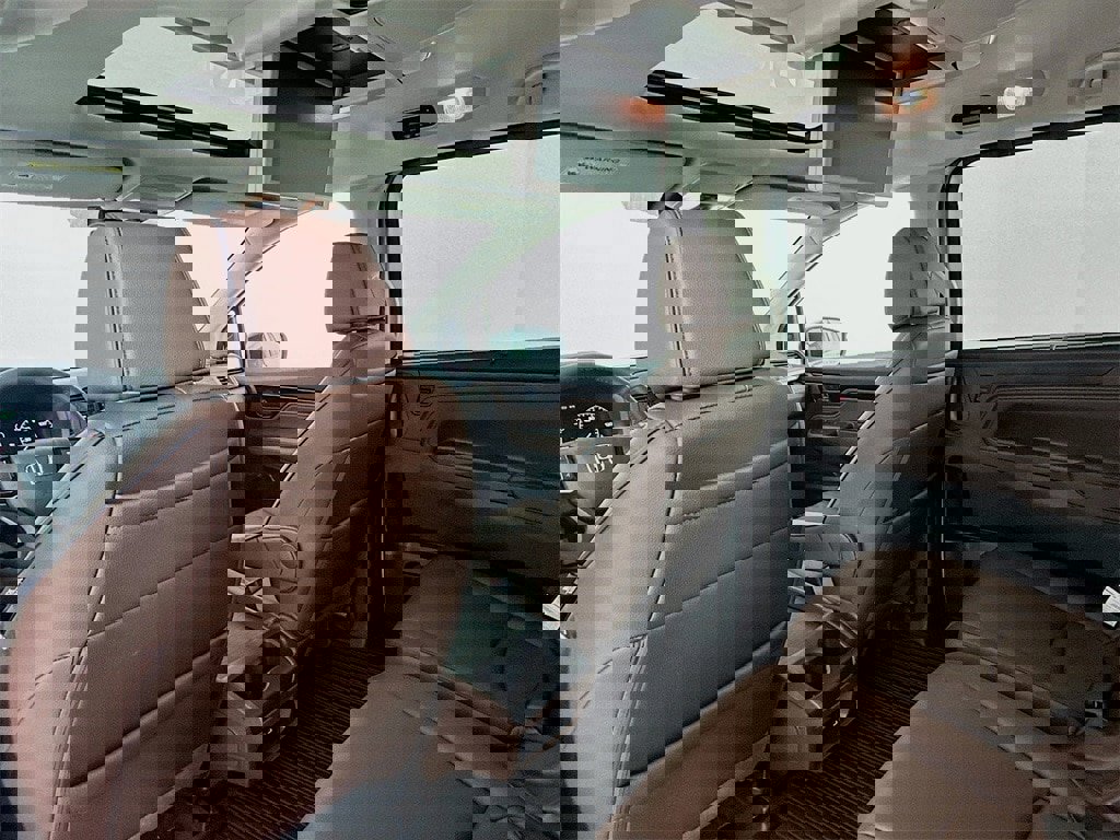New 2025 Honda Odyssey Touring image 12