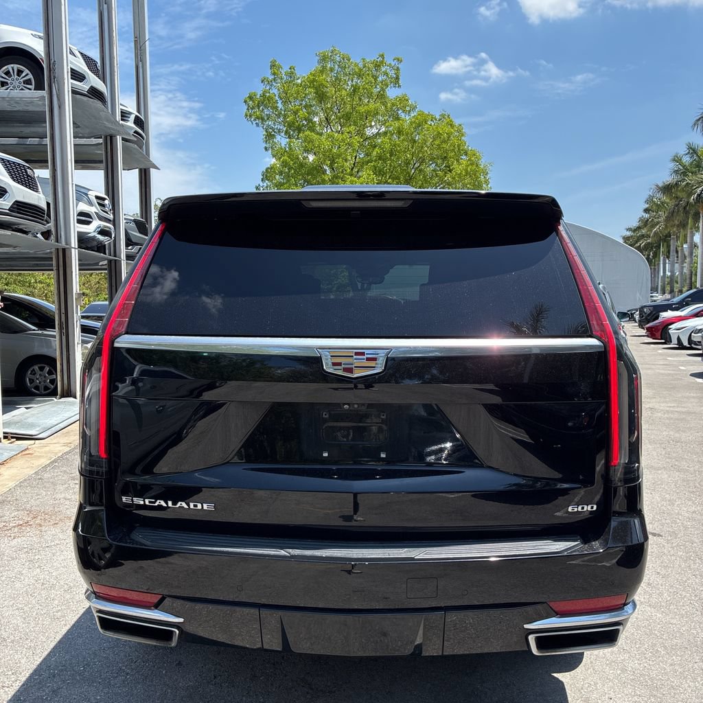 Used 2021 Cadillac Escalade Premium Luxury w/ Driver Assist Tech Package AWD/4WD image 3