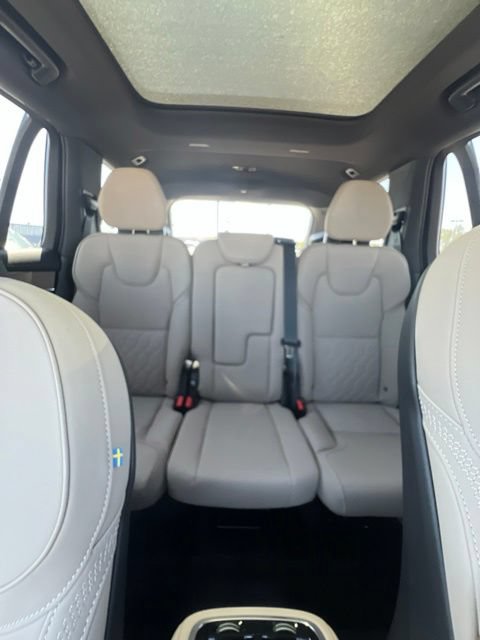 New 2026 Volvo XC90 B5 Core AWD/4WD image 21