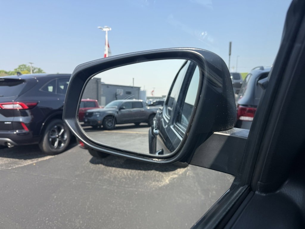 Used 2023 Toyota Tacoma 4x4 Double Cab image 39