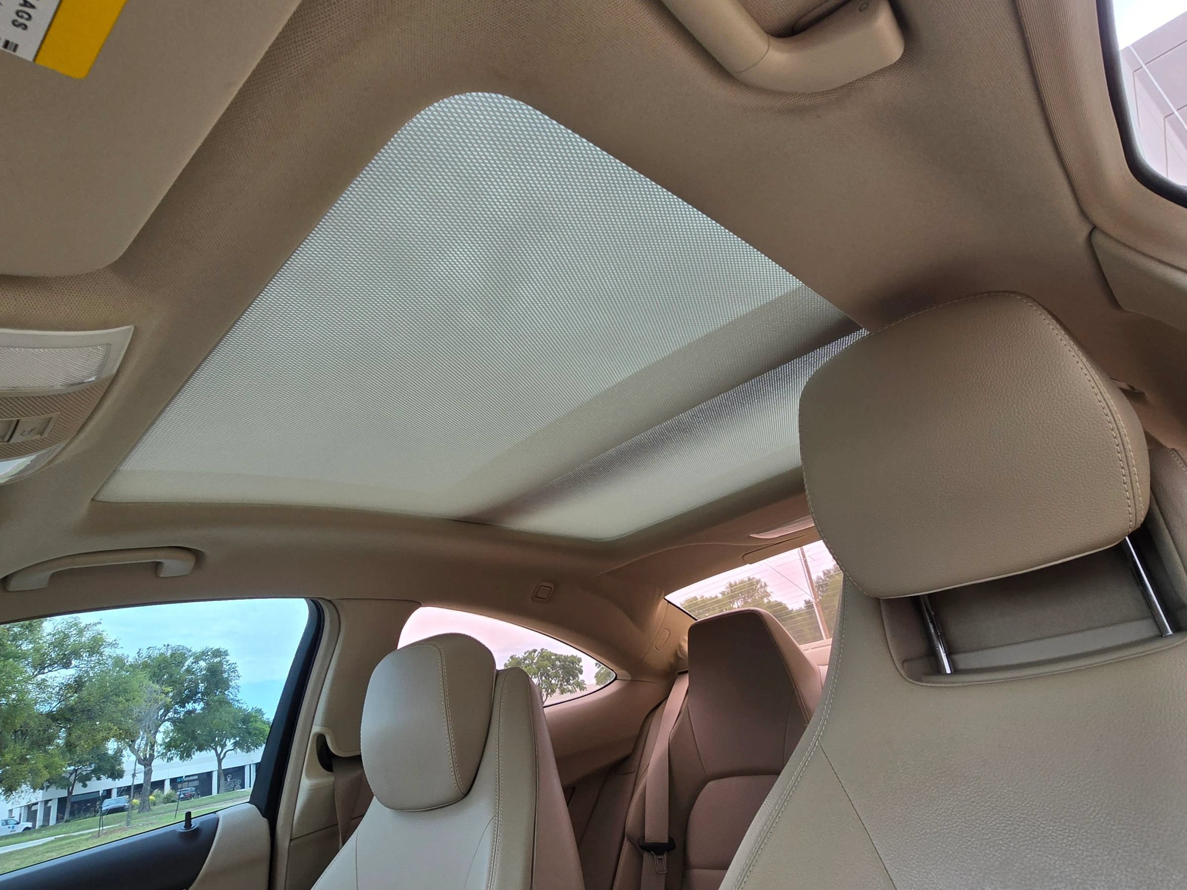 Used 2012 Mercedes-Benz C 250 Coupe image 36