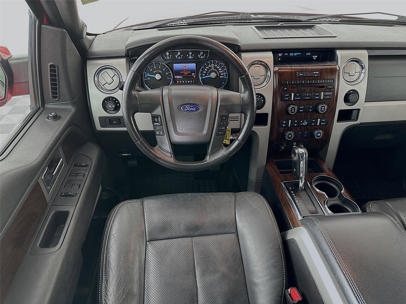 Used 2012 Ford F150 Lariat w/ Lariat Chrome Pkg image 2