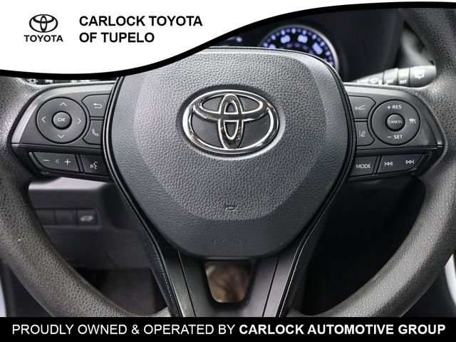 Used 2021 Toyota RAV4 XLE w/ Convenience Package FWD image 22