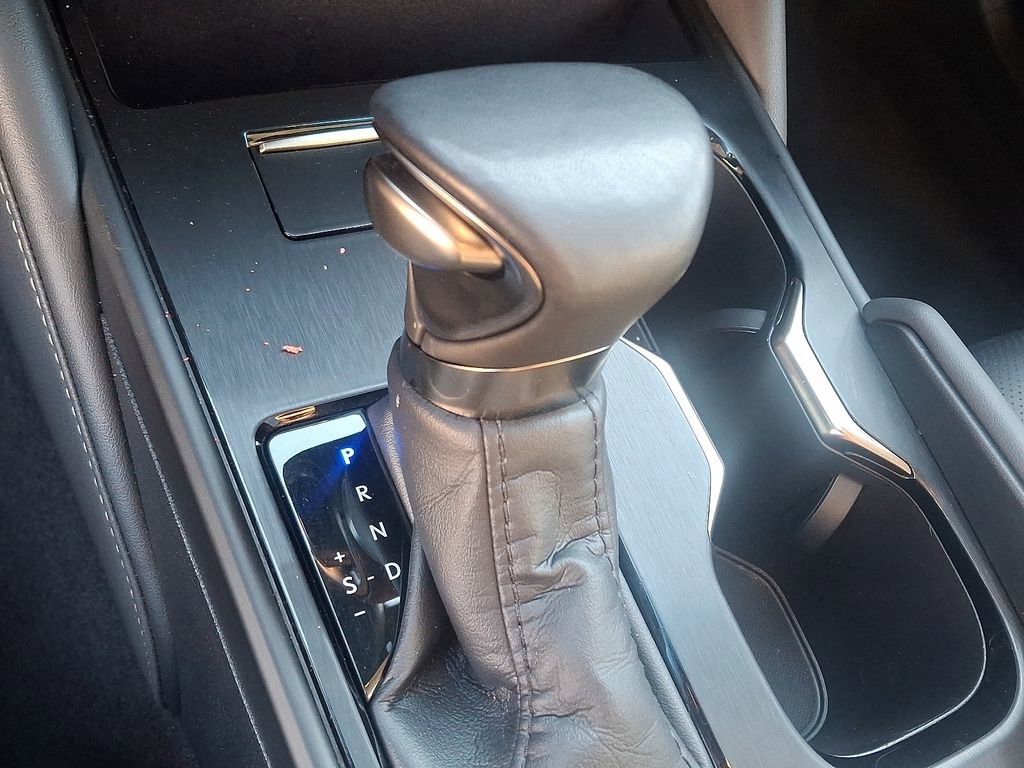 Used 2024 Lexus ES 350 w/ Premium Package image 16