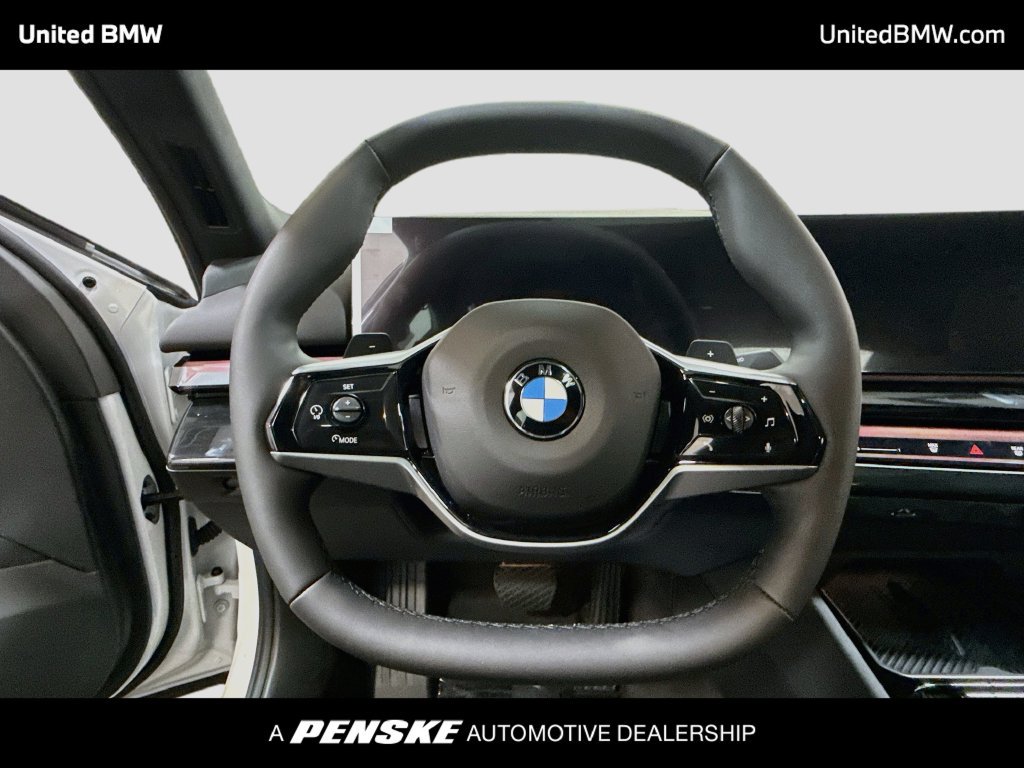 New 2027 BMW 530i w/ Premium Package RWD image 6