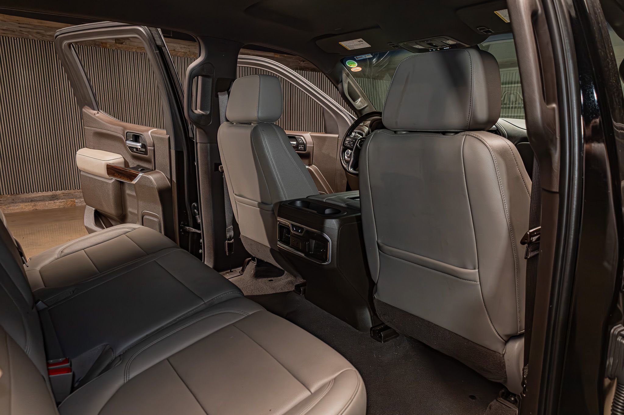 Used 2019 GMC Sierra 1500 SLT w/ SLT Premium Plus Package AWD/4WD image 29