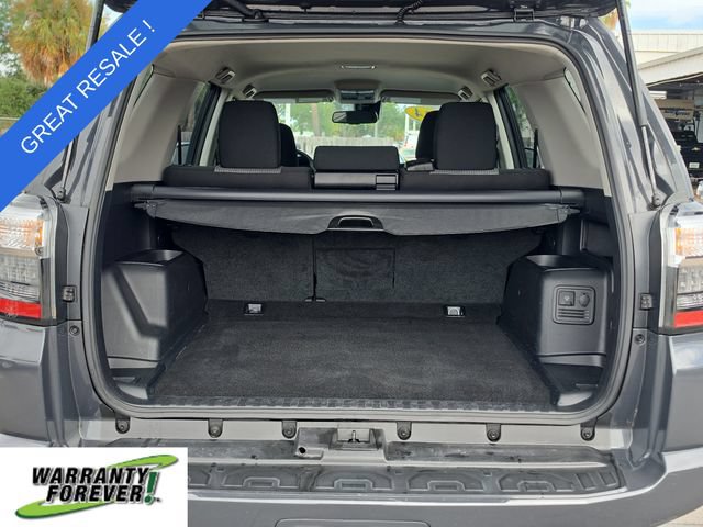 Used 2024 Toyota 4Runner SR5 AWD/4WD image 6