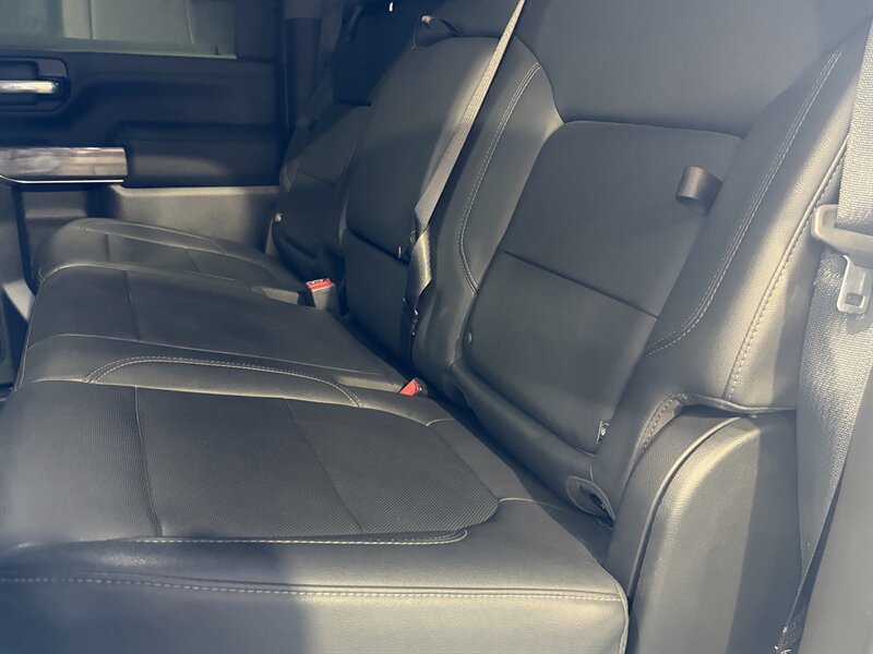 Used 2021 Chevrolet Silverado 2500 LTZ AWD/4WD image 22