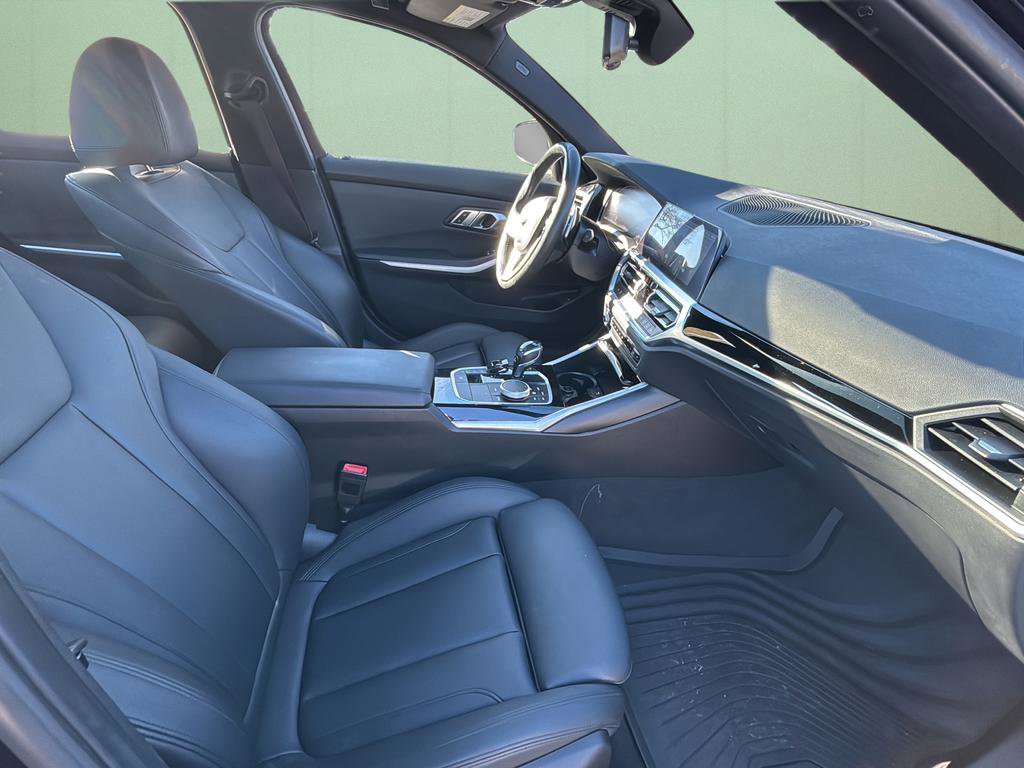 Used 2019 BMW 330i Sedan w/ Convenience Package image 41