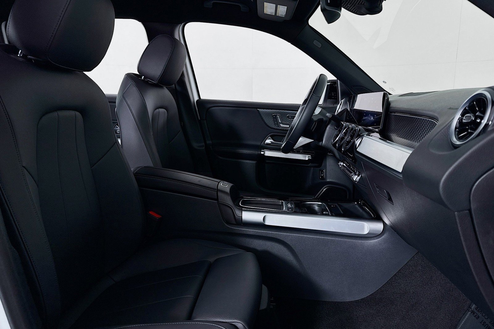 Certified 2026 Mercedes-Benz GLB 250 GLB 250 image 7