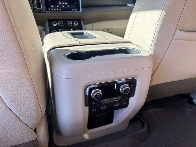 Used 2021 GMC Yukon Denali AWD/4WD image 37