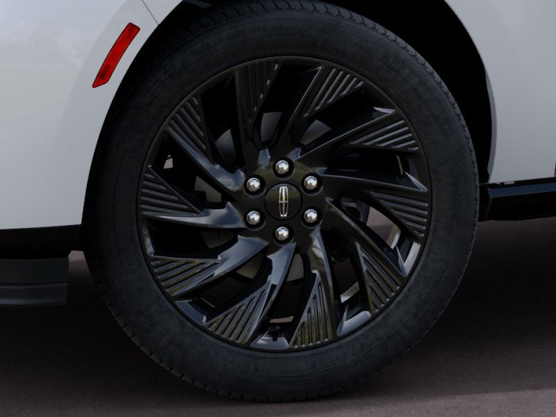 New 2027 Lincoln Navigator Reserve w/ Jet Appearance Package AWD/4WD image 19