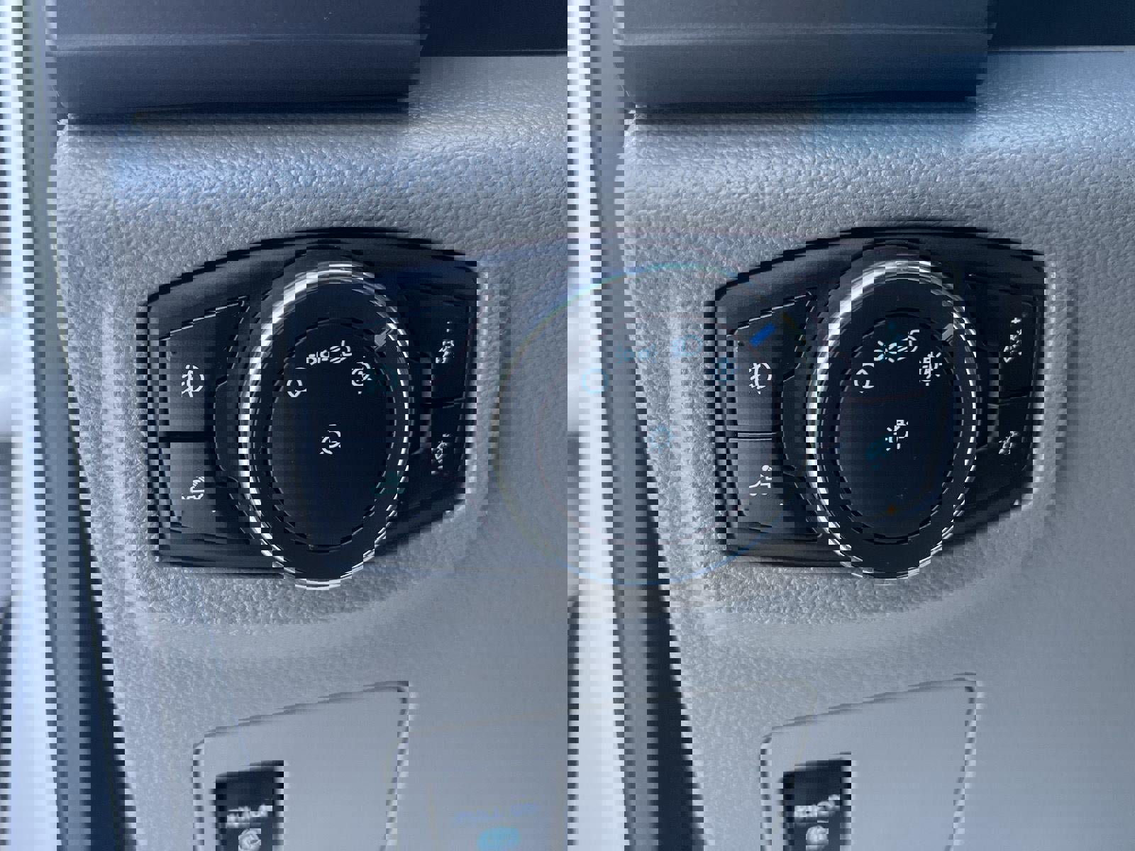 Used 2018 Ford F150 XLT w/ Trailer Tow Package image 18