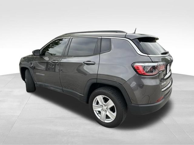 Used 2022 Jeep Compass Latitude AWD/4WD image 5