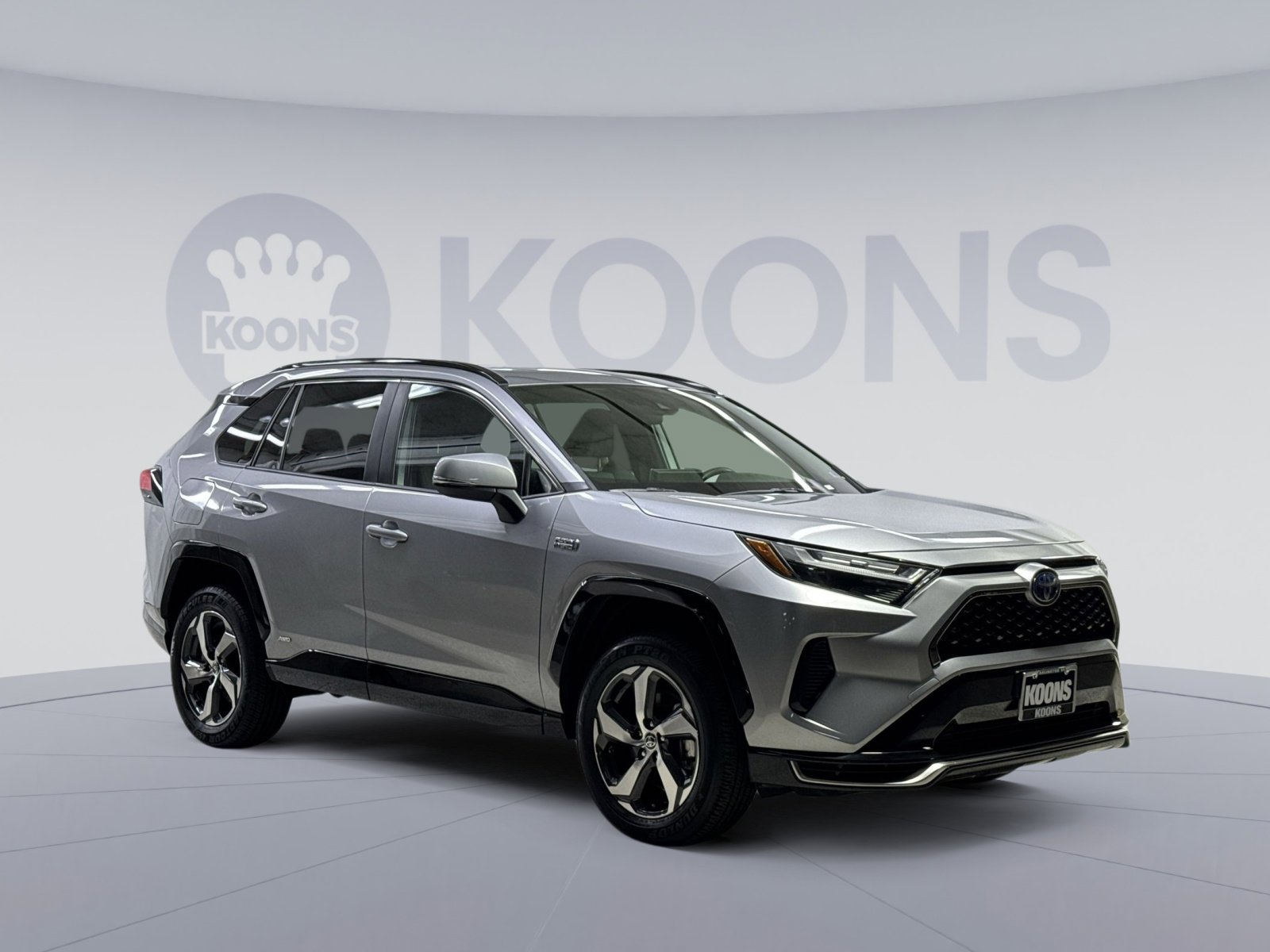 Used 2024 Toyota RAV4 SE image 14