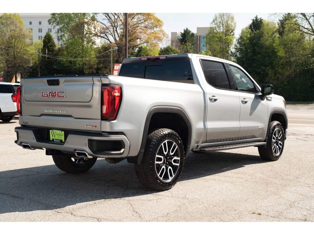 Used 2025 GMC Sierra 1500 AT4 w/ AT4 Premium Package image 8
