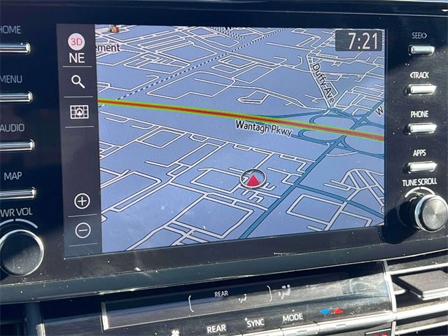 Certified 2024 Toyota Sienna XLE Woodland Edition image 37