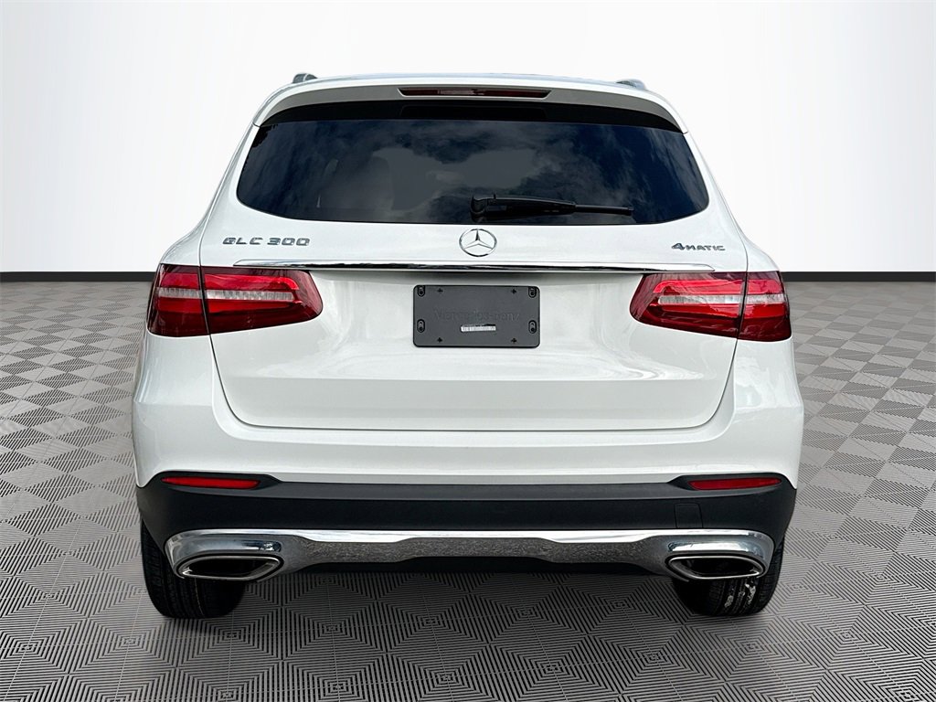 Used 2018 Mercedes-Benz GLC 300 4MATIC w/ Multimedia Package image 7