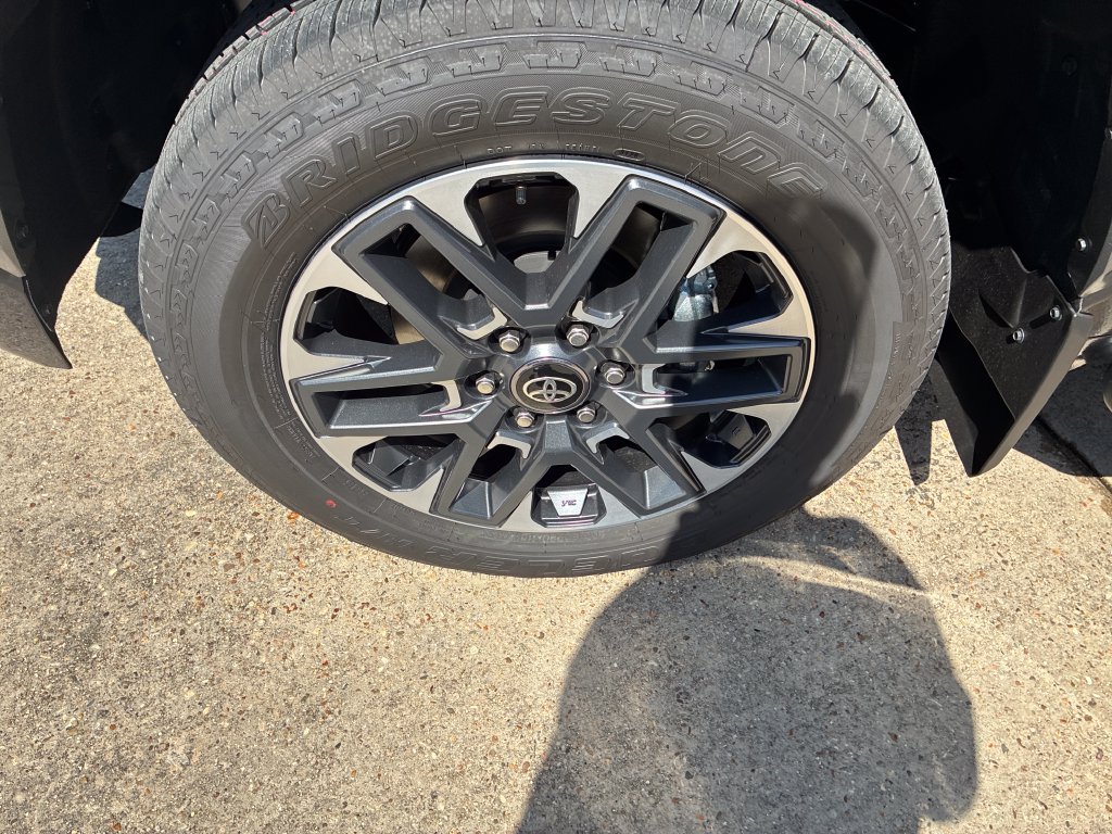 New 2026 Toyota Tundra Limited w/ Power Package RWD image 40