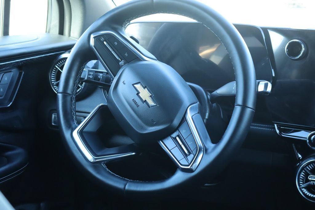 Used 2024 Chevrolet Blazer EV LT AWD/4WD image 27