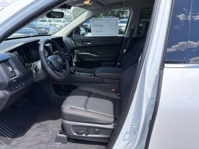 New 2026 Nissan Pathfinder SL AWD/4WD image 14