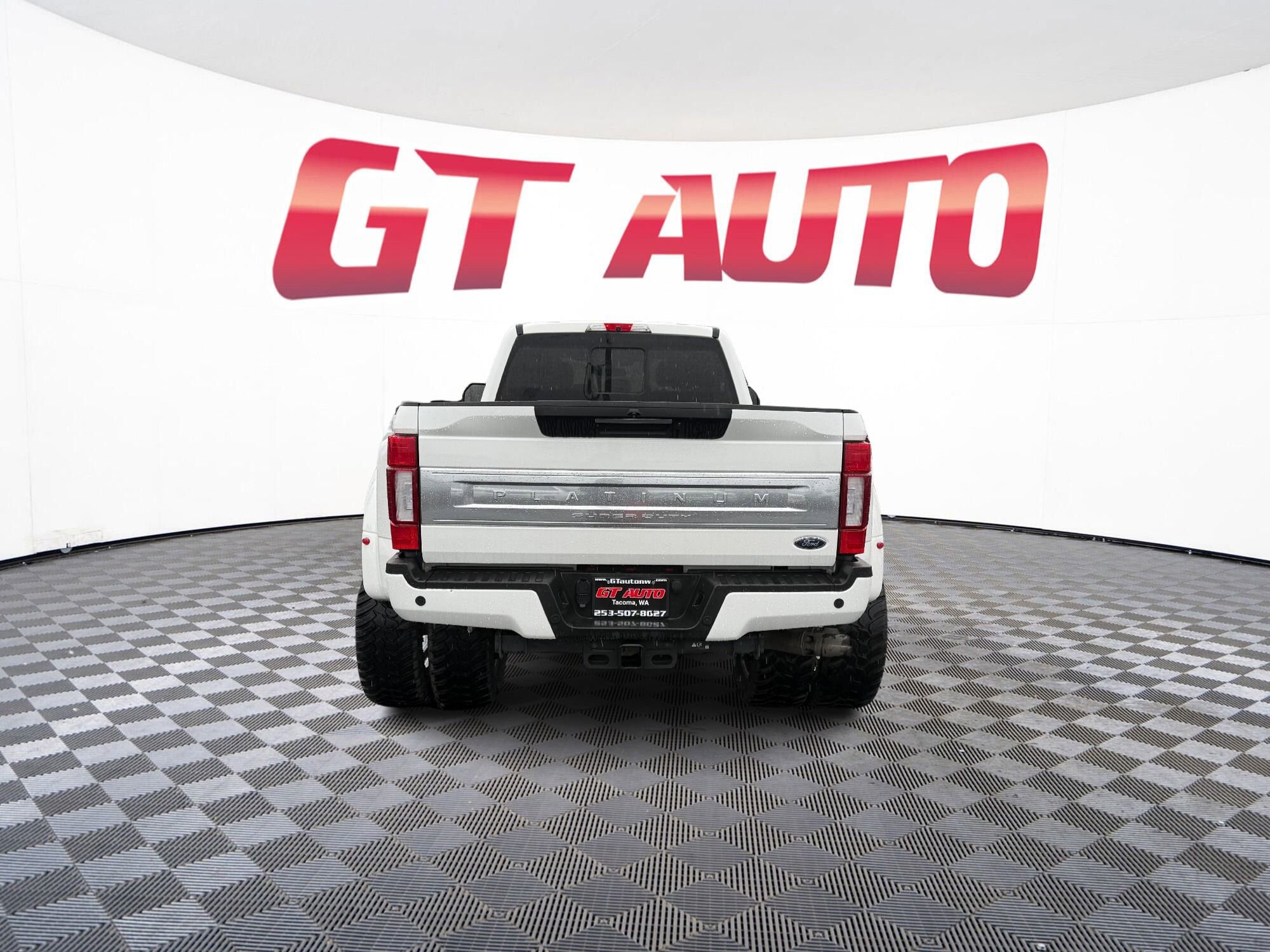 Used 2022 Ford F450 Platinum image 6