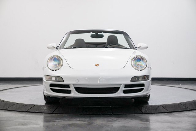 Used 2005 Porsche 911 Carrera image 16