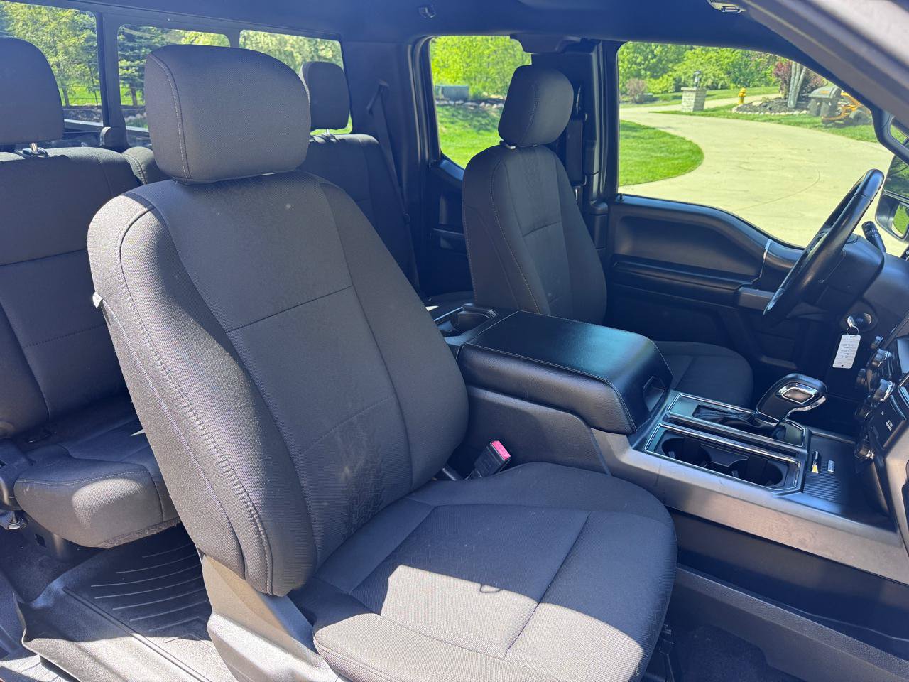 Used 2018 Ford F150 XLT w/ Equipment Group 302A Luxury AWD/4WD image 19