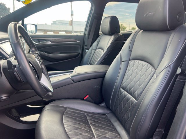 Used 2023 Buick Enclave Avenir w/ Trailering Package, 5000 lbs. AWD/4WD image 23