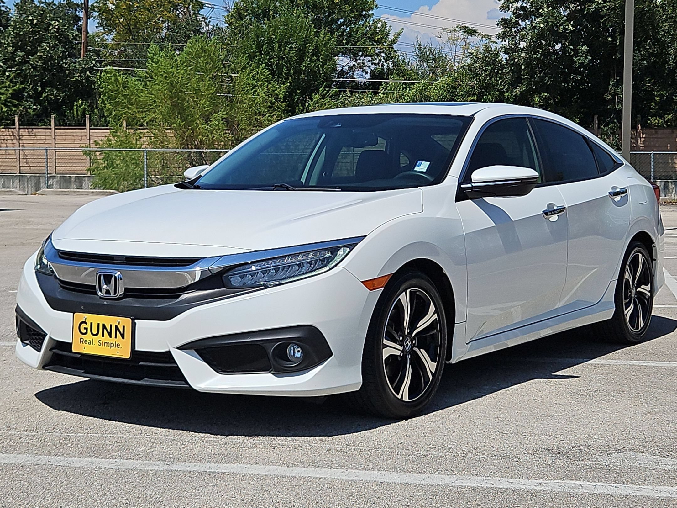 Used 2018 Honda Civic Touring image 7