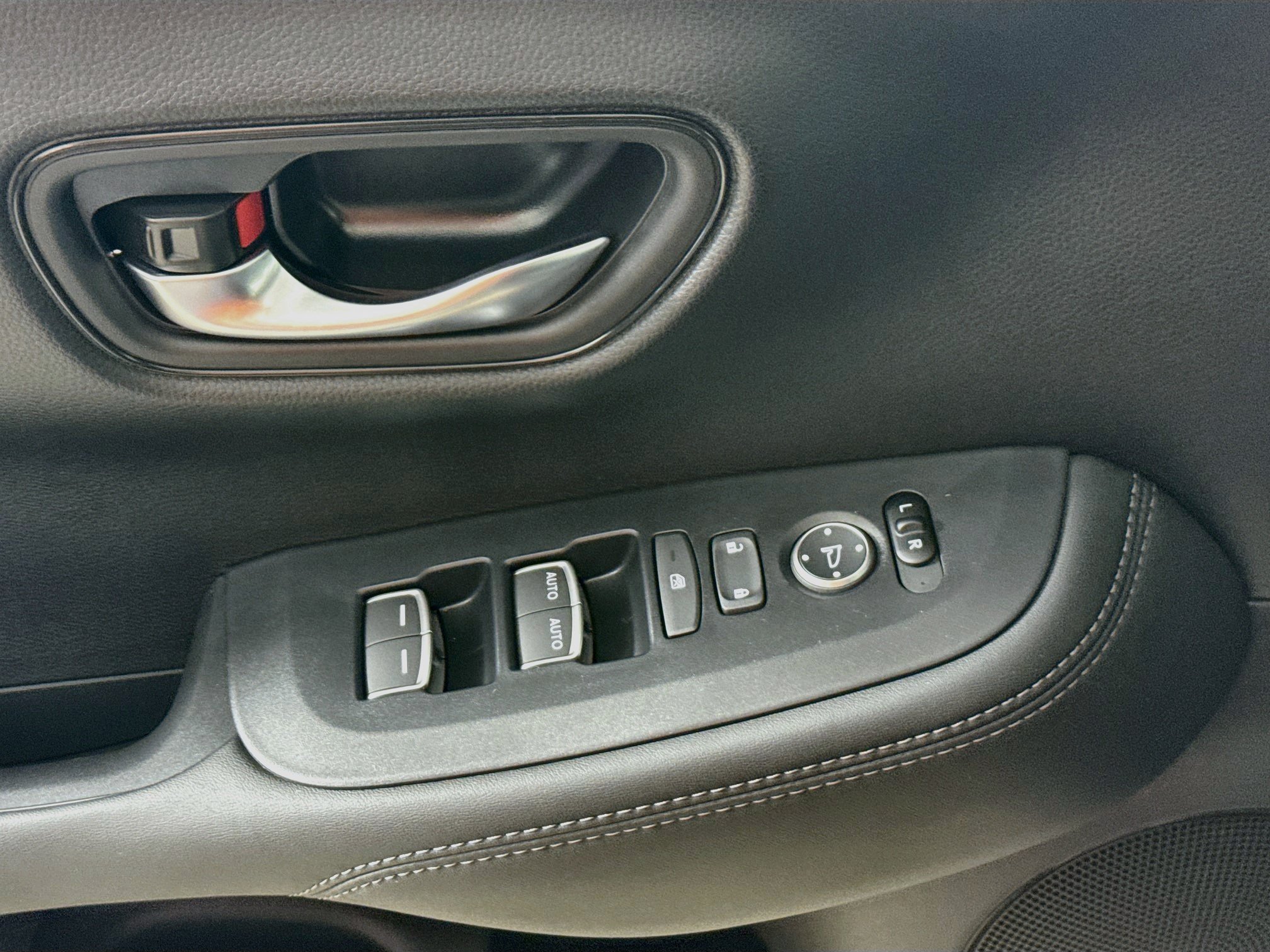 New 2027 Honda HR-V EX-L image 20