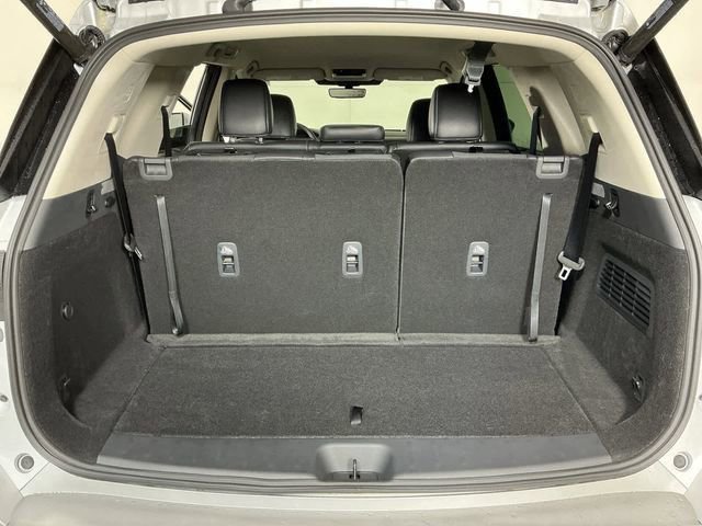 New 2025 Nissan Pathfinder SL image 14
