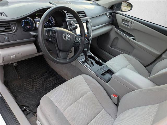 Used 2017 Toyota Camry LE image 10