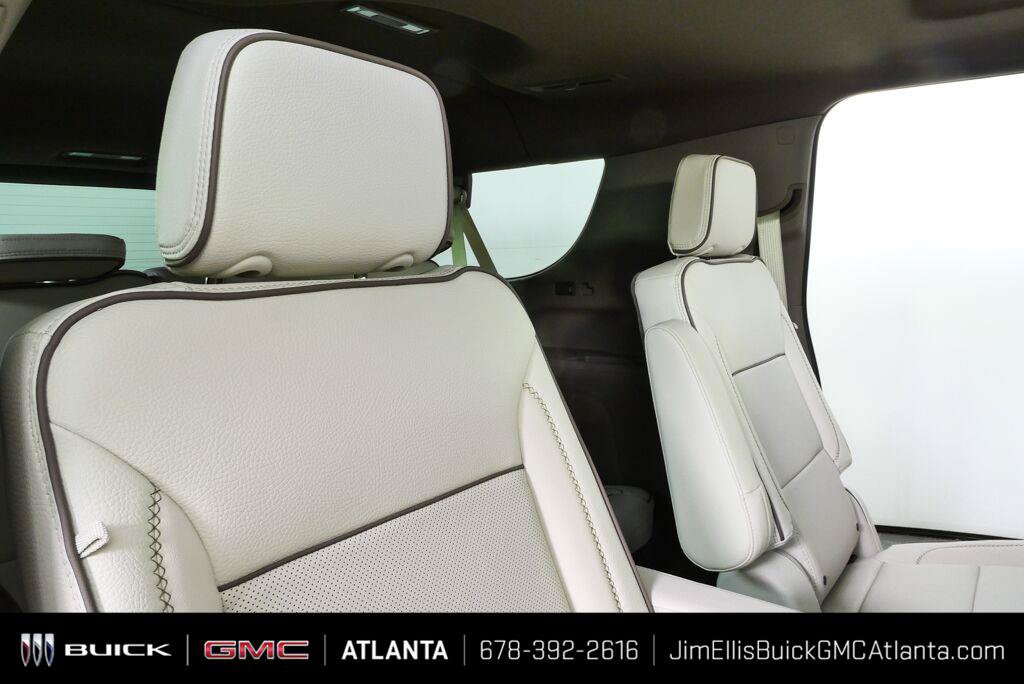 New 2026 GMC Yukon XL Denali w/ Sun & Power Step Package AWD/4WD image 32