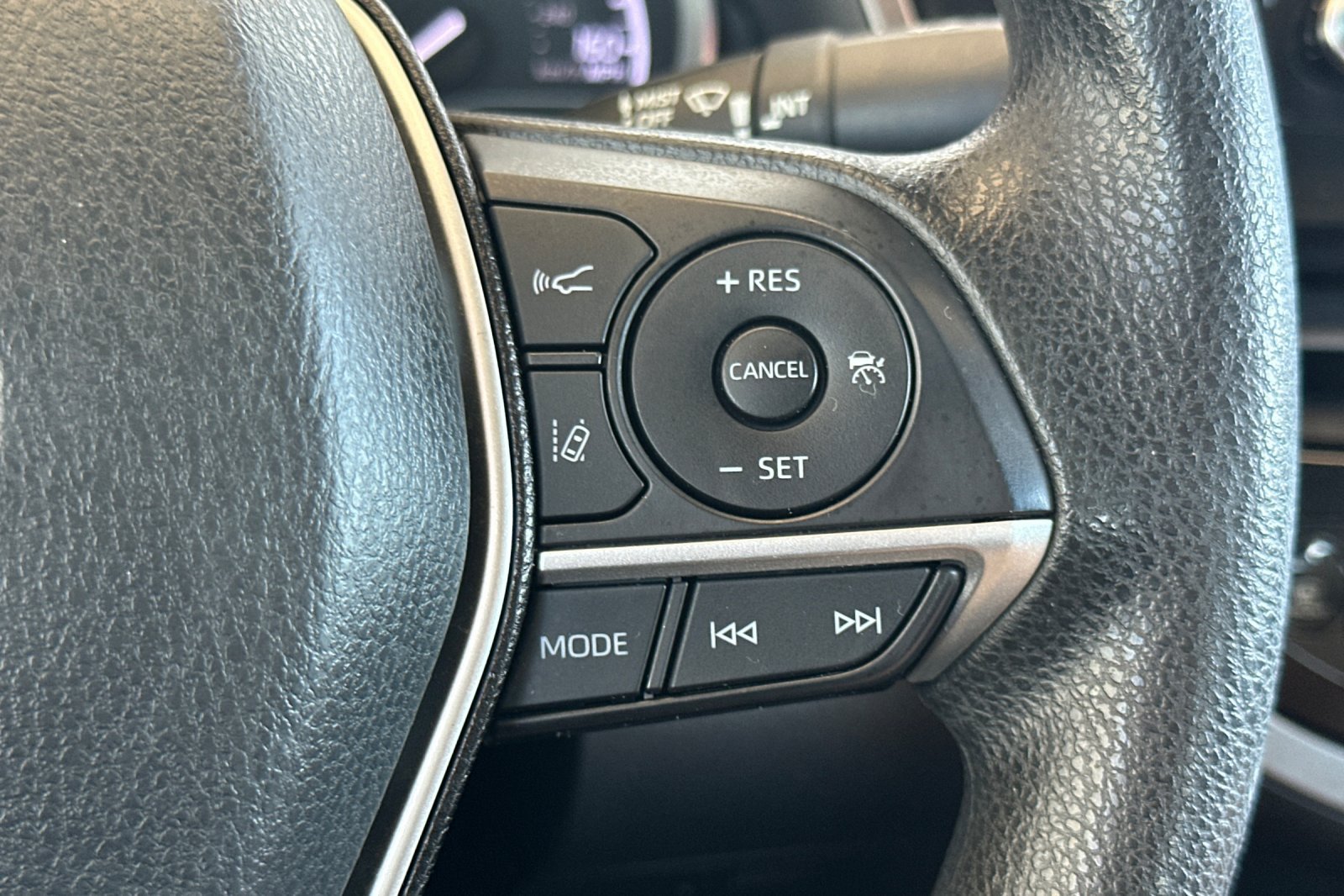 Certified 2023 Toyota Camry LE FWD image 27