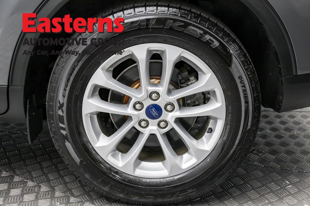 Used 2022 Ford Escape SE w/ Cold Weather Package image 8