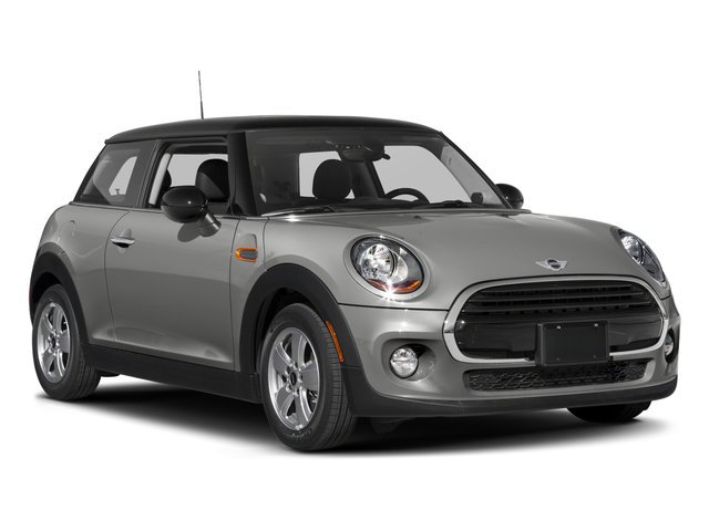 Used 2017 MINI Cooper 2-Door Hardtop image 6