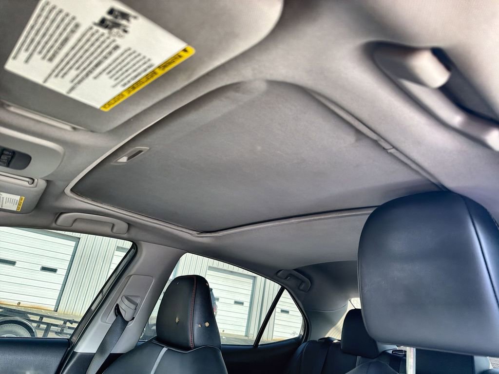 Used 2024 Toyota Camry SE w/ Convenience Package FWD image 28